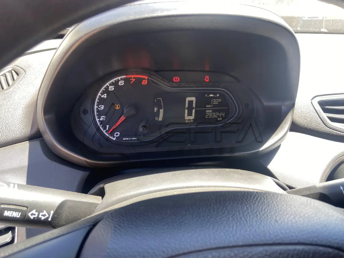 LOTE 019 - UM VEÍCULO CHEVROLET/PRISMA 1.4 MT LT, FLEX, PLACAS IYT1H41, ANO 2018, MODELO 2019