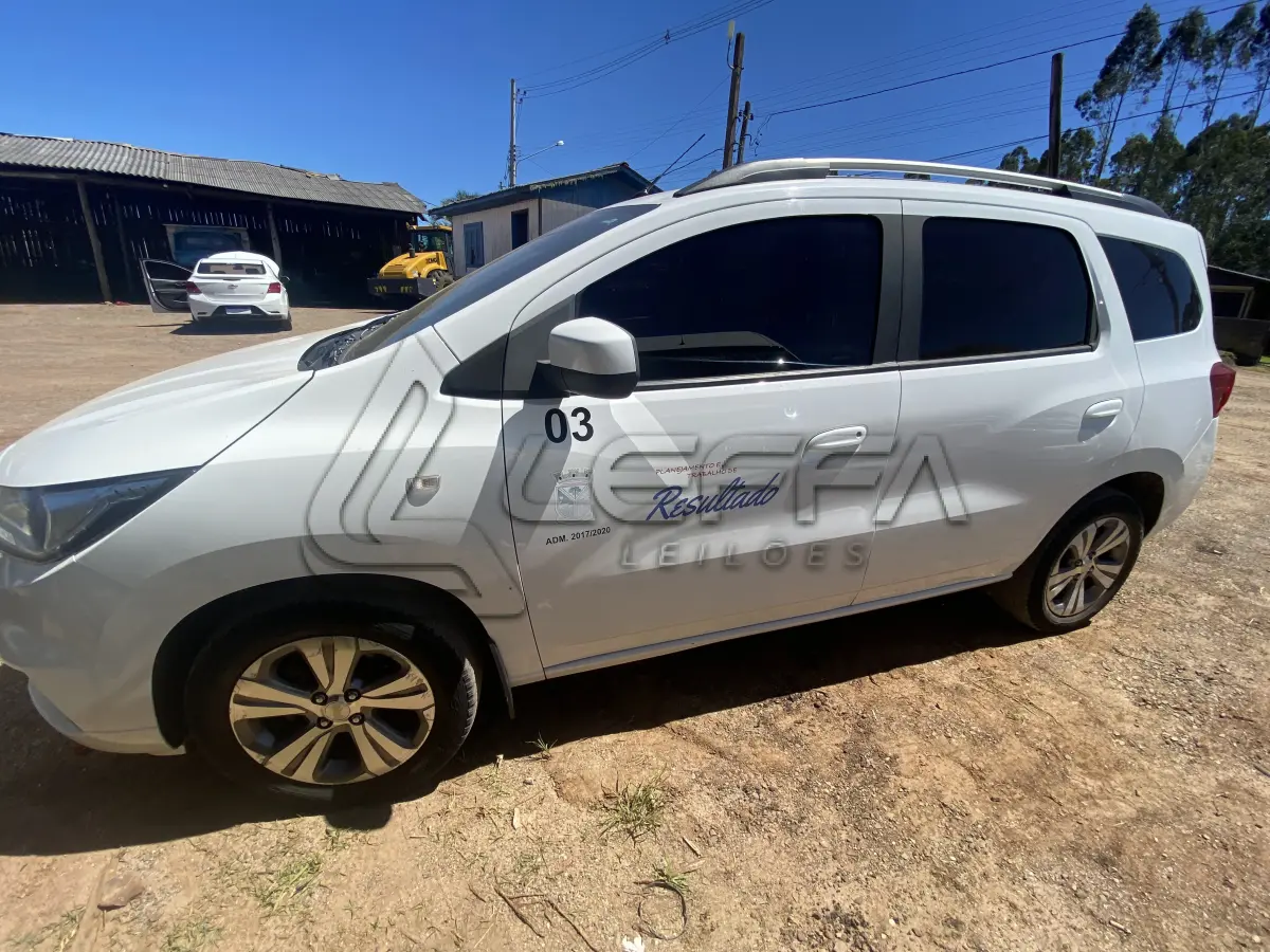 LOTE 011 - UM VEÍCULO CHEVROLET/SPIN 1.8 LTZ, FLEX, PLACAS IYT-1753, ANO 2018, MODELO 2019