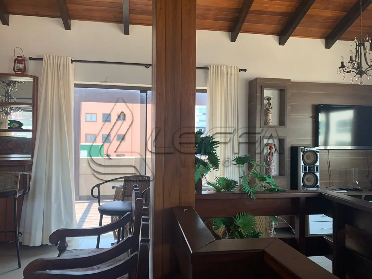 LOTE 001 - APARTAMENTO (TIPO COBERTURA) Nº 501 E VAGAS DE GARAGENS NºS 02 E 06, DO EDIFÍCIO CINARA, NA CIDADE DE CAPÃO DA CANOA/RS