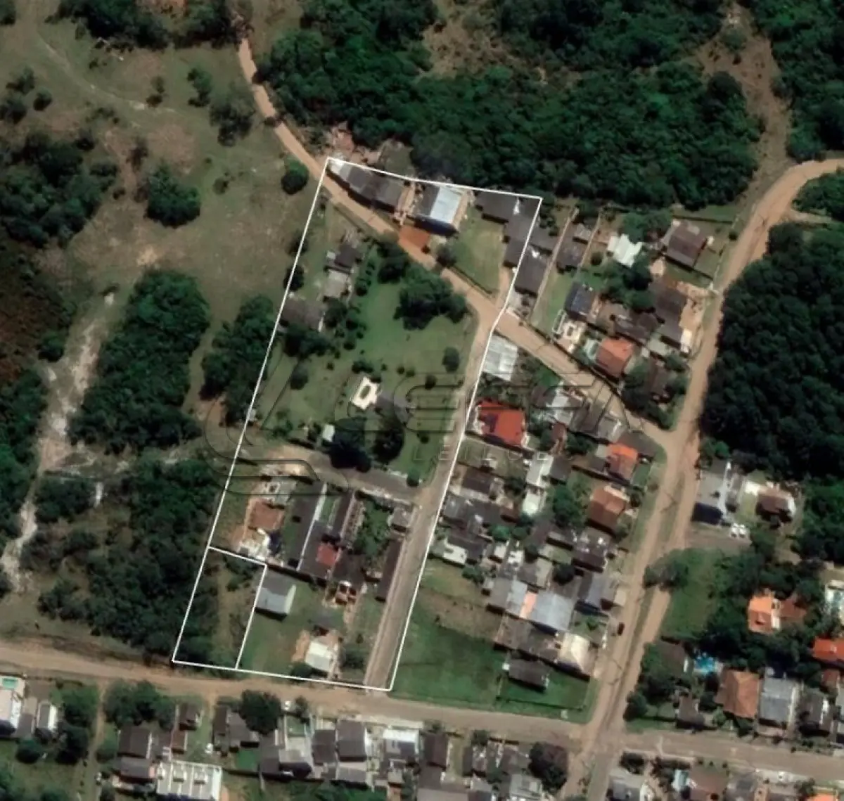LOTE 001 - UMA FRAÇÃO IDEAL DE 989M² NA LOCALIDADE DENOMINADA FAXINAL/BAIRRO CENTENARIO – TORRES – RS