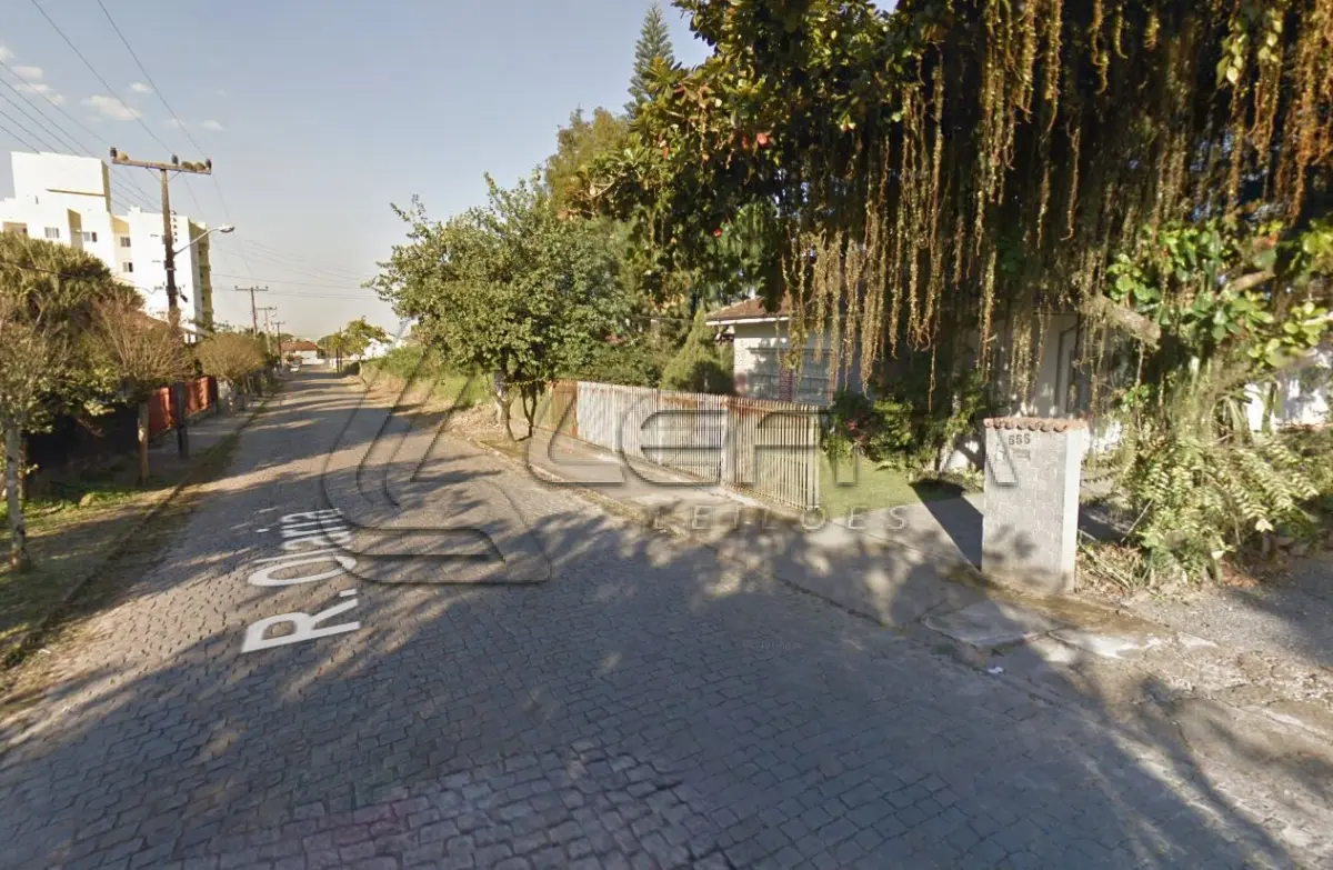 LOTE 001 - UMA FRAÇÃO DE TERRAS DE 9.725,08M², DENTRO DE UM TODO MAIOR DA MATRÍCULA Nº 26.806, LOCALIZADA NA RUA OLARIA, BAIRRO FLORESTA, JOINVILLHE/SC