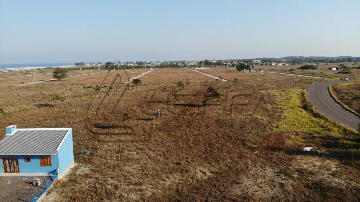 LOTE 001 - Terreno Urbano, Lote 08 Quadra 14, na Praia de Amaragi em Terra de Areia RS