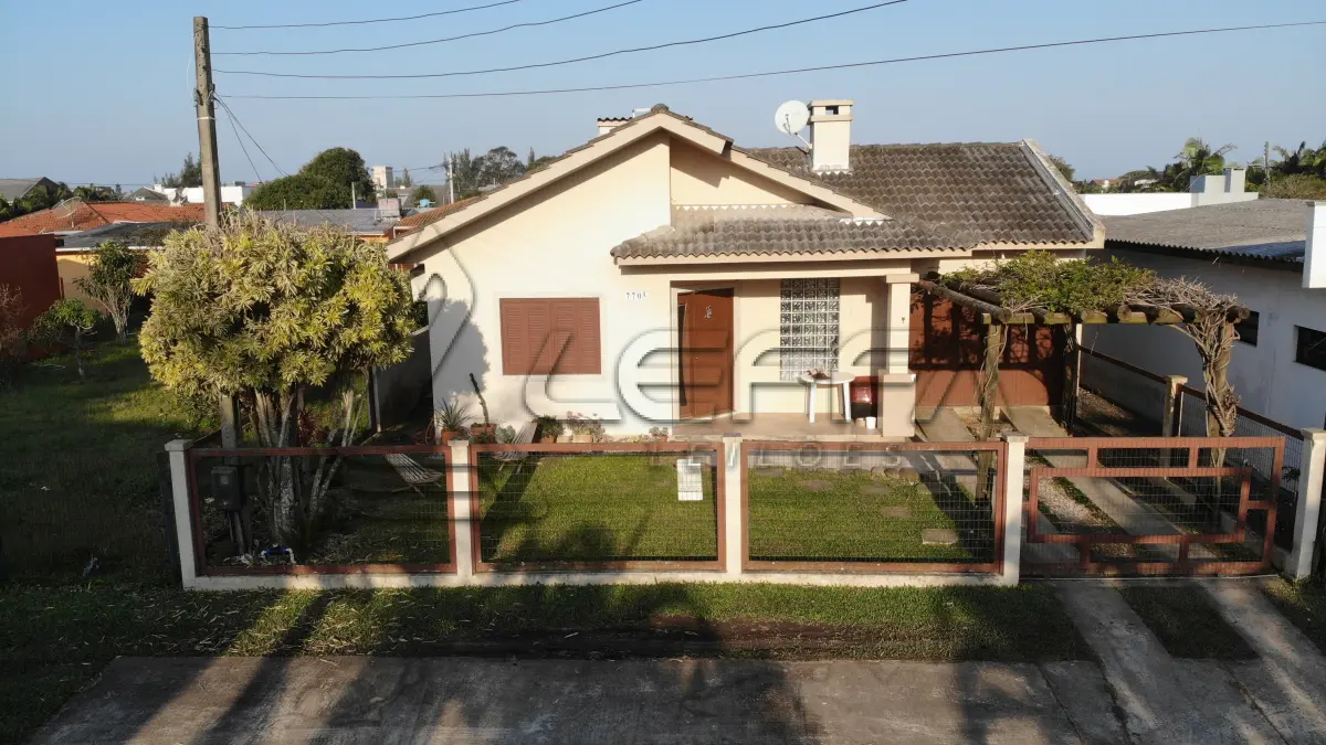 LOTE 001 - Terreno Urbano, Lote 17 Quadra 08, em Arroio do Sal RS