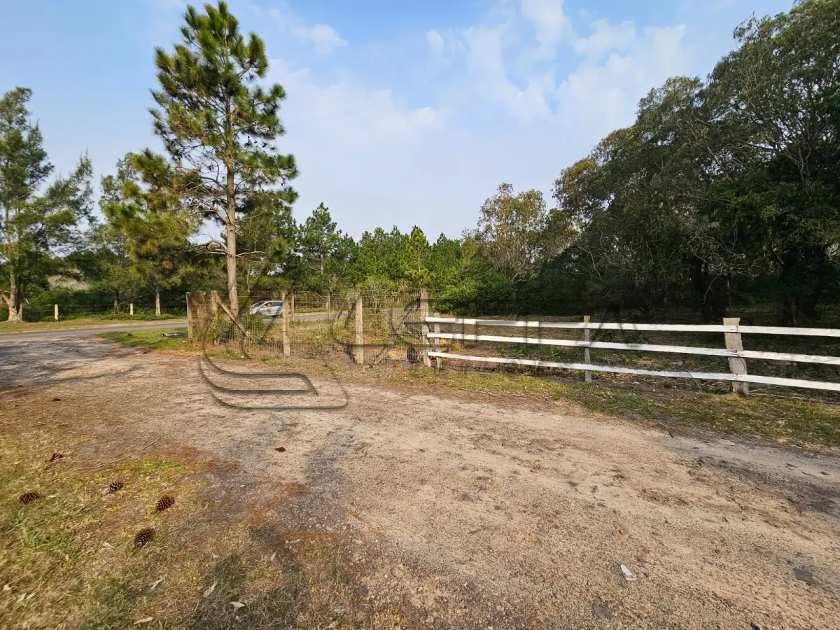 LOTE 001 - UMA ÁREA DE TERRAS DE 14,9 HÁ, NO LUGAR DENOMINADO ARROIO TEIXEIRA, ENTRE OS MUNICÍPIOS DE TERRA DE AREIA/RS E CAPÃO DA CANOA/RS, NO LUGAR DENOMINADO “CAMPING CLUBE DO BRASIL”