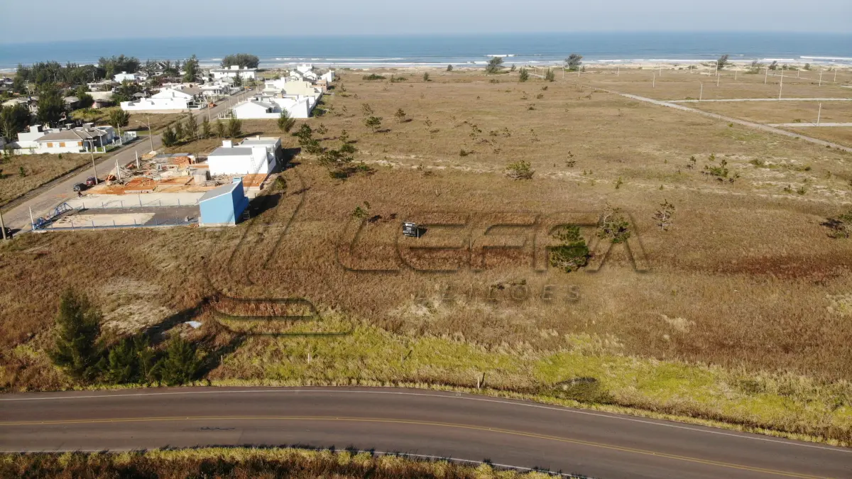 LOTE 002 - Terreno Urbano, Lote 09 Quadra 14, na Praia de Amaragi em Terra de Areia RS