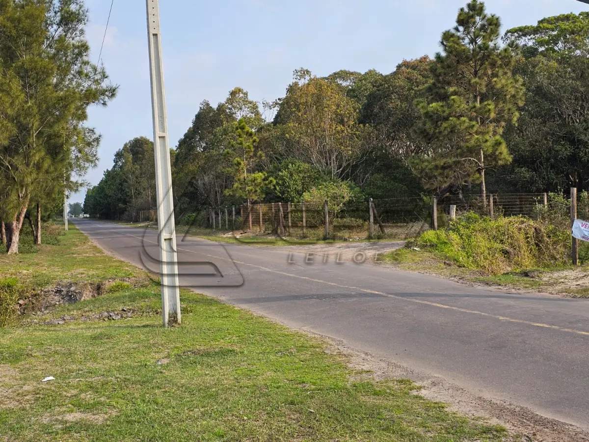 LOTE 001 - UMA ÁREA DE TERRAS DE 14,9 HÁ, NO LUGAR DENOMINADO ARROIO TEIXEIRA, ENTRE OS MUNICÍPIOS DE TERRA DE AREIA/RS E CAPÃO DA CANOA/RS, NO LUGAR DENOMINADO “CAMPING CLUBE DO BRASIL”