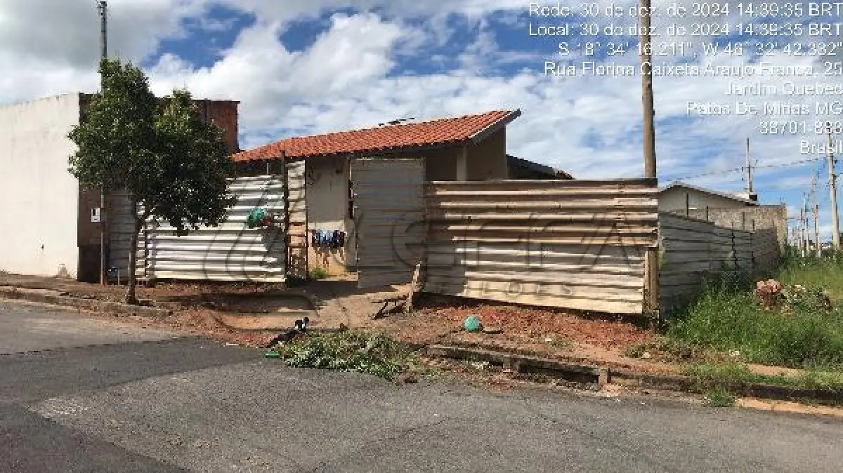 LOTE 100 - Casa / ESTADO: MG / CIDADE: PATOS DE MINAS / 0