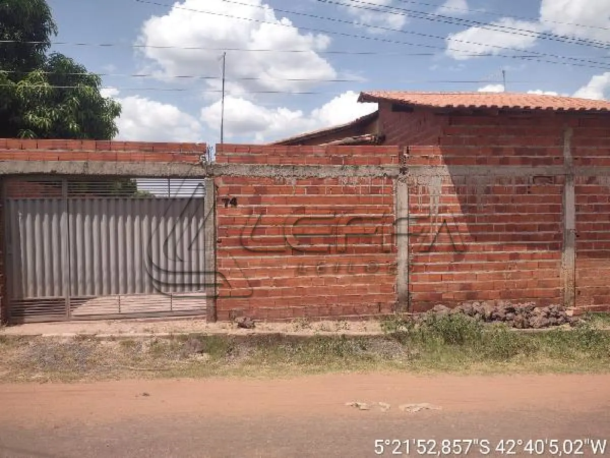 LOTE 205 - Casa / ESTADO: PI / CIDADE: DEMERVAL LOBAO / 0