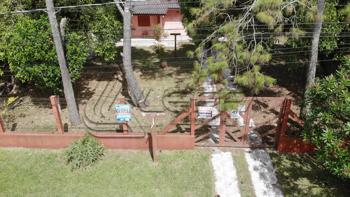 LOTE 002 - Um Imóvel na Rua Eurico Gaspar, em Imbé RS