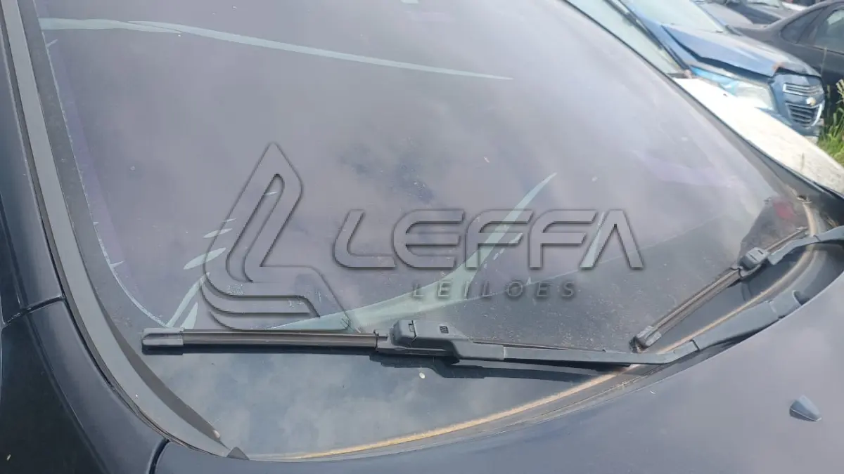 LOTE 001 - UM VEÍCULO MARCA I/VOLVO S60 2.0 T5 DYNA, PLACAS IYY-0038, ANO/MODELO 2011/2012, COR PRETA, GASOLINA