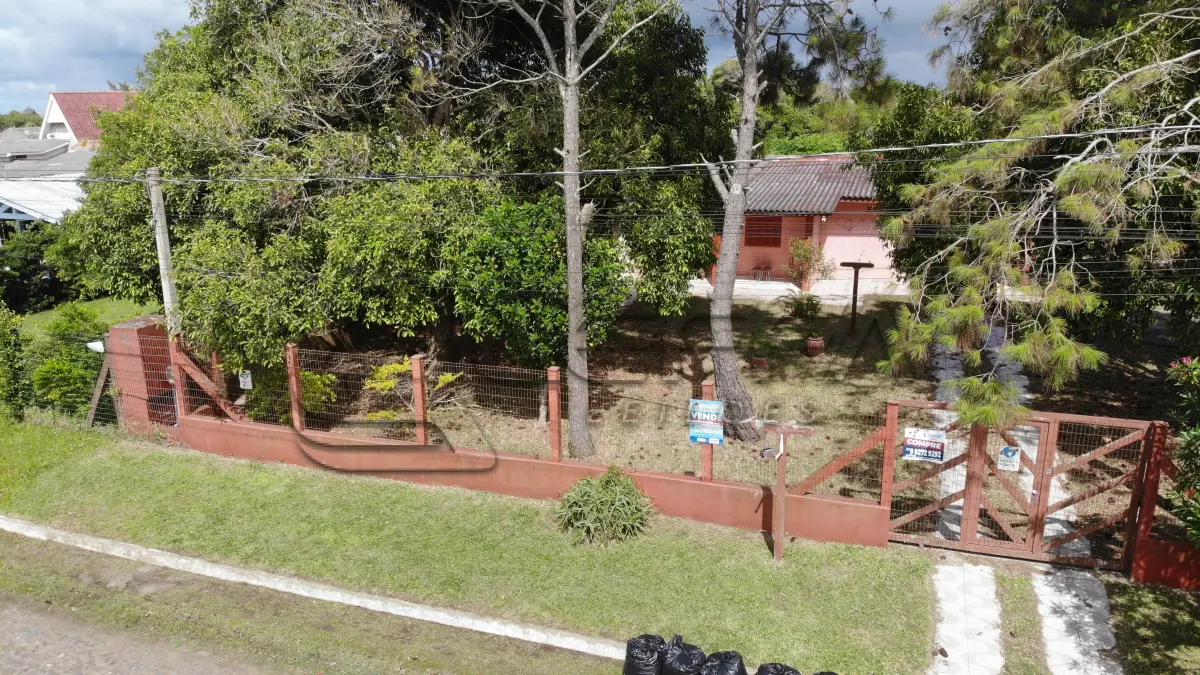 LOTE 002 - Um Imóvel na Rua Eurico Gaspar, em Imbé RS