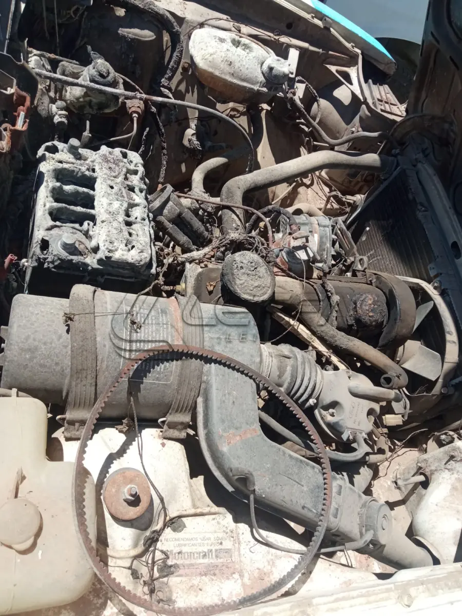 LOTE 010 - UM VEÍCULO FORD PAMPA, ANO E MODELO 1994, PLACAS AEU1H63 