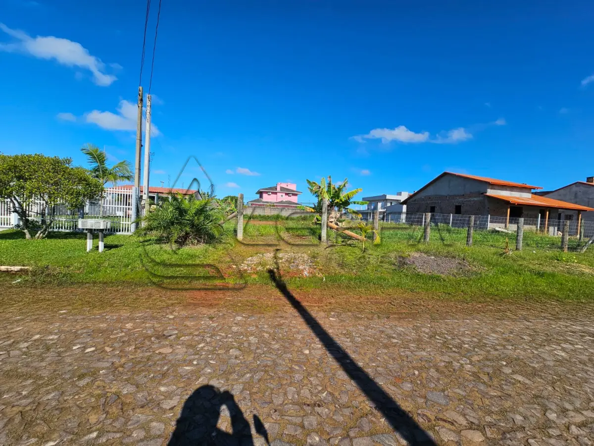LOTE 001 - Terreno Urbano, Lote 09 Quadra 12, no Balneário Itapeva, em Torres RS