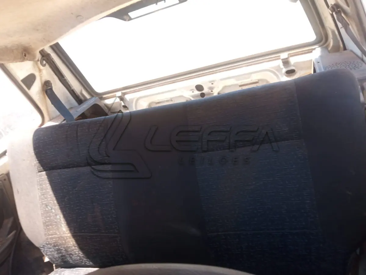 LOTE 004 - UM VEÍCULO FIAT UNO ANO 2009, MODELO 2010, PLACAS 