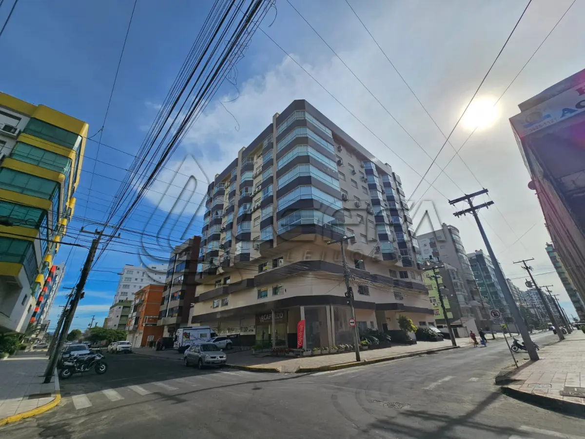 LOTE 001 - UM APARTAMENTO N° 504 (QUINHENTOS E QUATRO), do Edifício Comercial e Residencial TUIANE, situado na Rua 4 (quatro), n° 1143, na Praia ZONA NOVA DE CAPÃO DA CANOA, neste Município de CAPÃO DA CANOA/RS