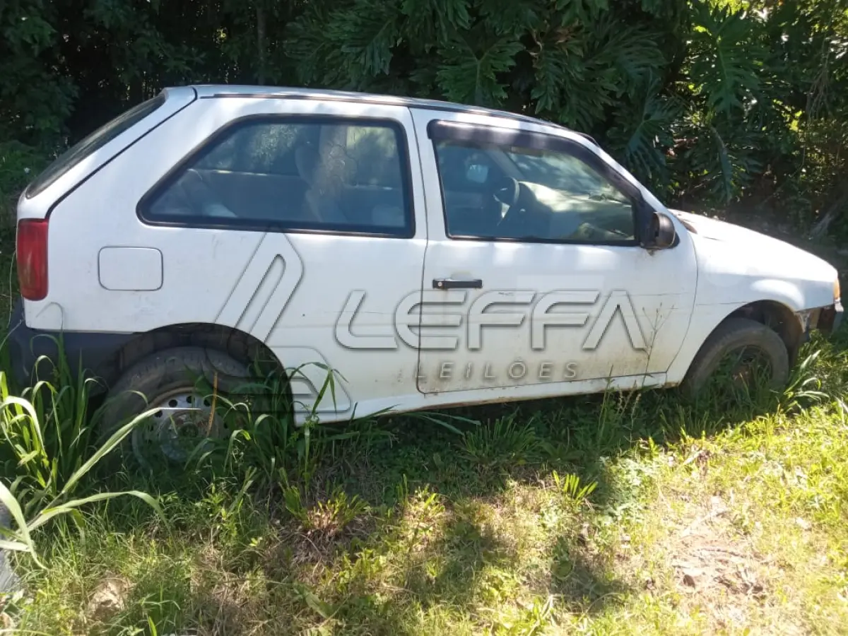 LOTE 022 - UM VEÍCULO VOLKSWAGEN GOL SPECIAL, ANO E MODELO 2001, PLACAS AJY-8193 