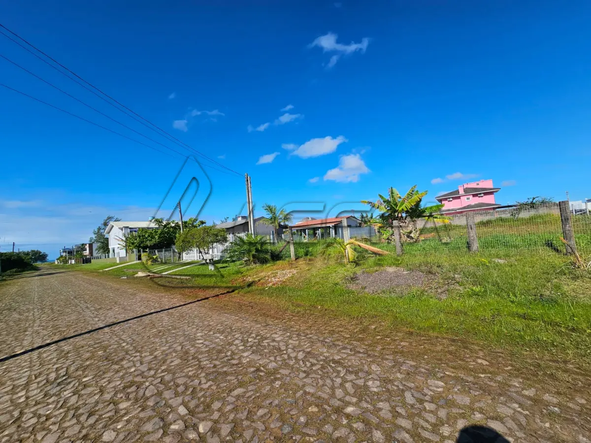 LOTE 001 - Terreno Urbano, Lote 09 Quadra 12, no Balneário Itapeva, em Torres RS