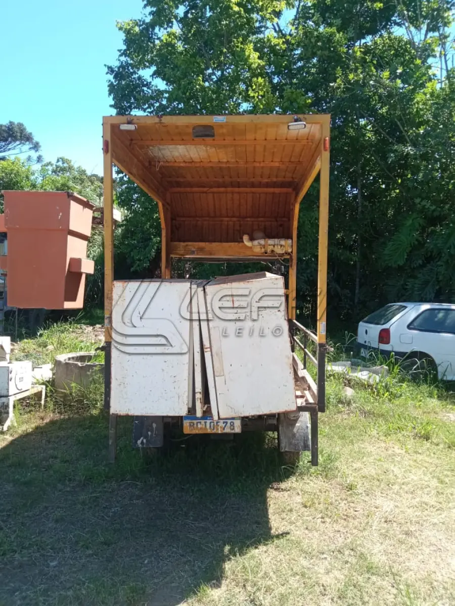 LOTE 021 - TRATOR MA GURGEL, ANO E MODELO 2017, PLACAS BCI-0B78