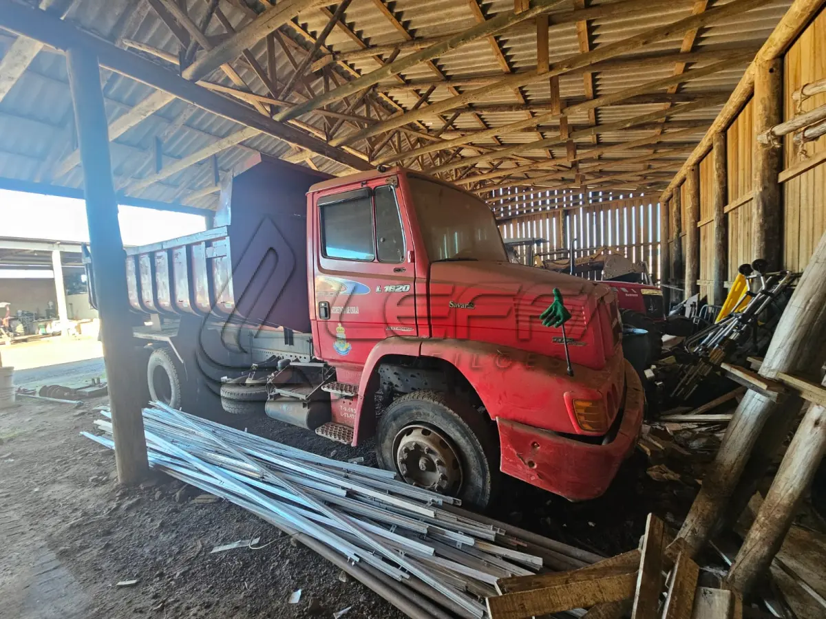 LOTE 005 - M.BENZ/L 1620 Ano/modelo: 2007/2007