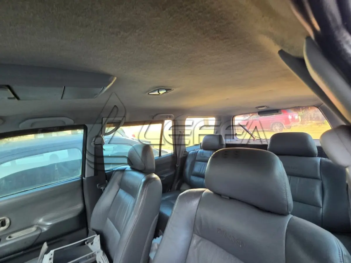 LOTE 001 - :I/MMC PAJERO SP. 4X4 SE, PLACAS IKQ1317, ANO/MODELO 2002, COR  PRATA, RENAVAM 781502578.