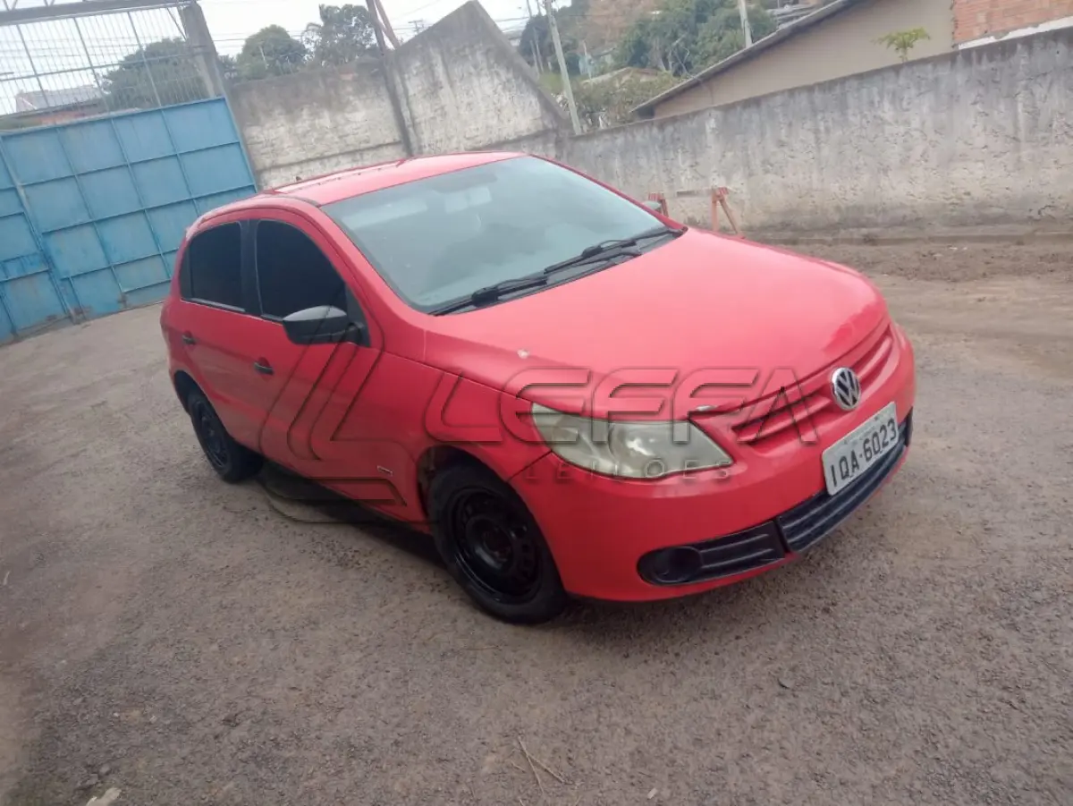 LOTE 002 - UM VEÍCULO VW/GOL 1.0, COR VERMELHA, PLACAS IQA6023, ANO/MODELO 2009/2010, RENAVAM 00158435249