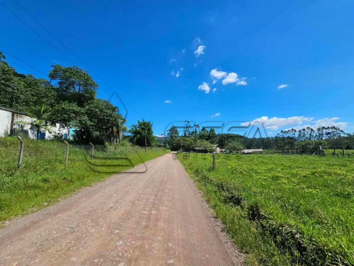 LOTE 001 - Terreno Rural de 30.000,00m², no Costão, em Torres