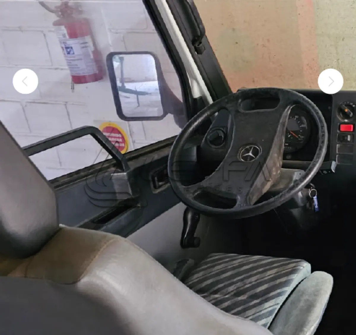 LOTE 001 - IMP/M.BENZ MB 180D, COR BRANCA, PLACAS LXA8H24, ANO/MODELO 1995/1995, RENAVAM 634115880