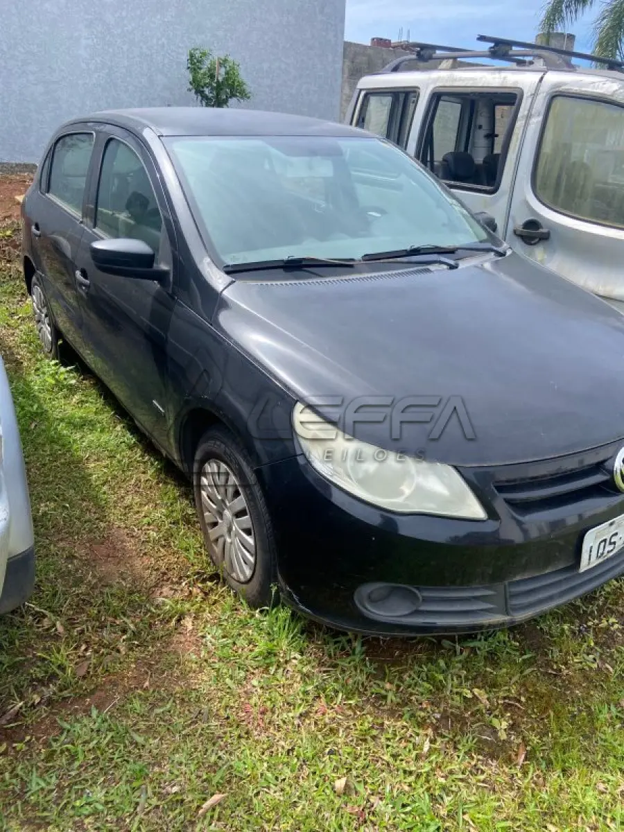 LOTE 001 - Um veículo VW/Gol, Placas IQS 2139, ano e modelo 2010, cor preta, flex, Renavam 00203766156, chassi 9BWAA05U2AT245725.