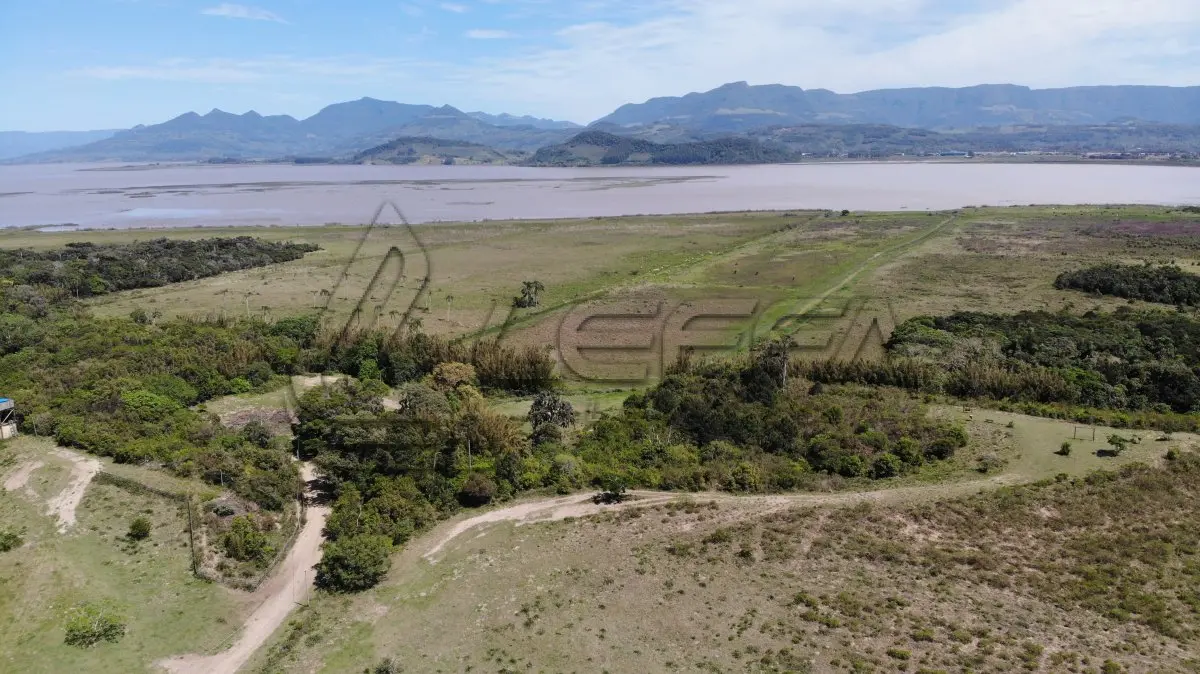 LOTE 001 - 52,27 HECTARES COM ACESSO PELA RODOVIA RS-389 (ESTRADA DO MAR), E TESTADA COM A LAGOA DA ITAPEVA, RONDINHA, ARROIO DO SAL/RS