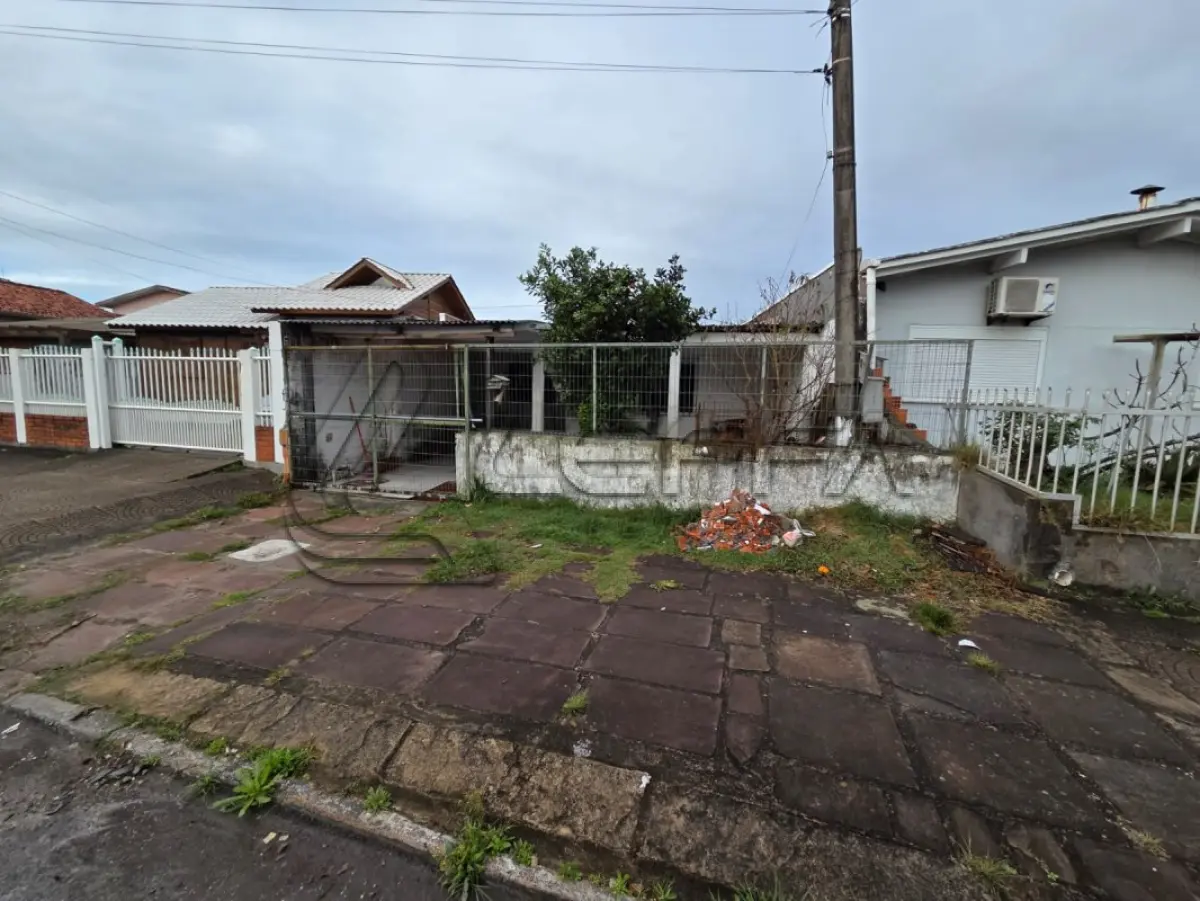 LOTE 001 - Terreno Urbano com benfeitorias, NA RUA VISCONDE DE PELOTAS, 210 em Torre RS
