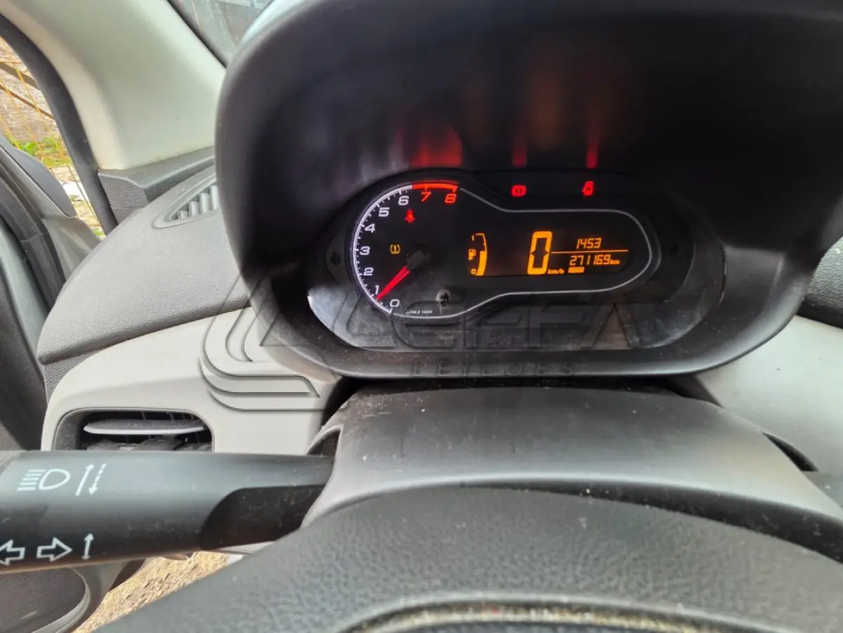 LOTE 002 - UM VEÍCULO GM ONIX 1.0 JOYE ANO E MODELO 2018,PLACAS IYW-5809