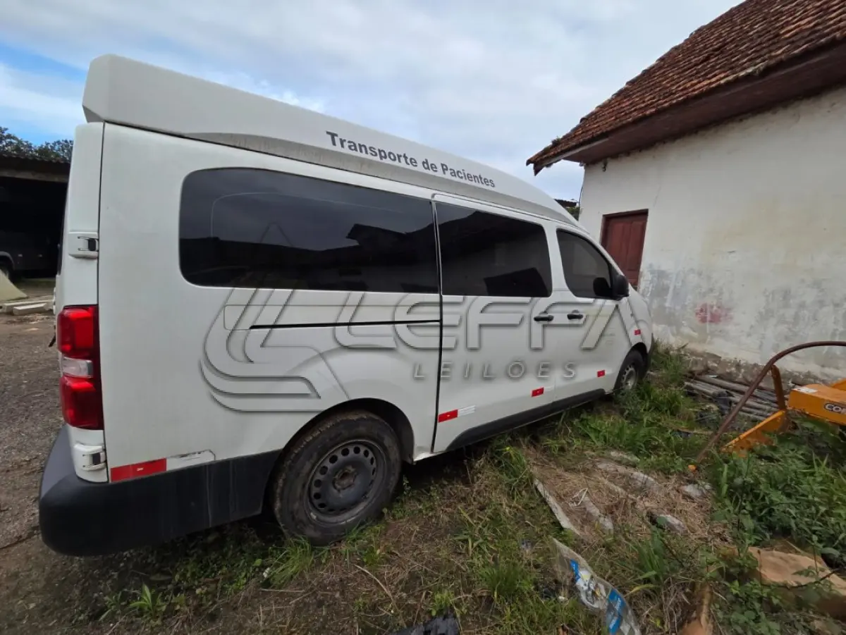 LOTE 007 - UM VEÍCULO PEUGEOT EXPERT EUROLAF ANO E MODELO
2019, PLACAS DYI-2B10
