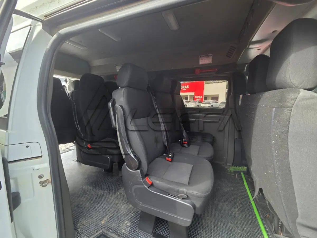 LOTE 001 - UM VEÍCULO PEUGEOT EXPERT EUROLAF ANO E MODELO 2019, PLACAS IZV-5H71
