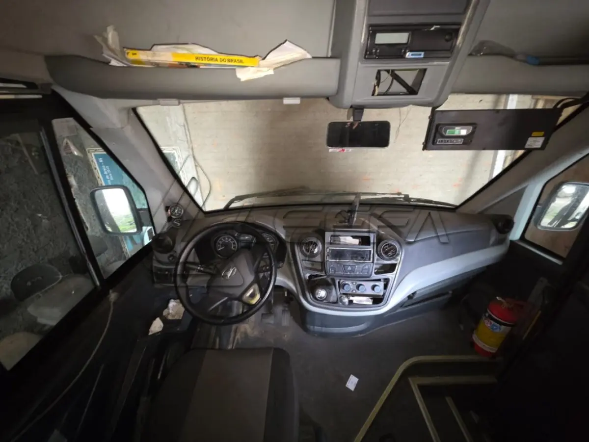 LOTE 006 - UM MICRO-ÔNIBUS, COM 19 LUGARES, MARCOPOLO VOLARE CINCO EXM ANO 2019 E MODELO 2020, PLACAS
IZU-3I44
