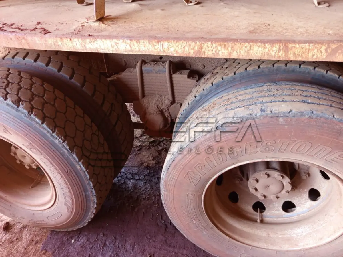 LOTE 004 - CAMINHAO CAÇAMBA BASCULANTE MERCEDES-BENZ/ATRON-2729-K-6X4-2P, ANO: 2014, DIESEL