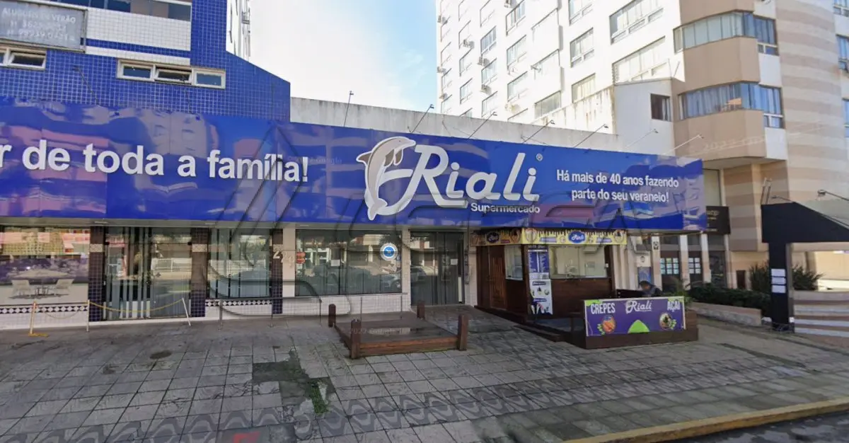 LOTE 001 - UM PRÉDIO EM ALVENARIA, SITUADO NA AVENIDA RUDÁ, DISTANTE UM QUARTEIRÃO DA AVENIDA  BEIRA MAR, NA CIDADE DE CAPÃO DA CANOA/RS