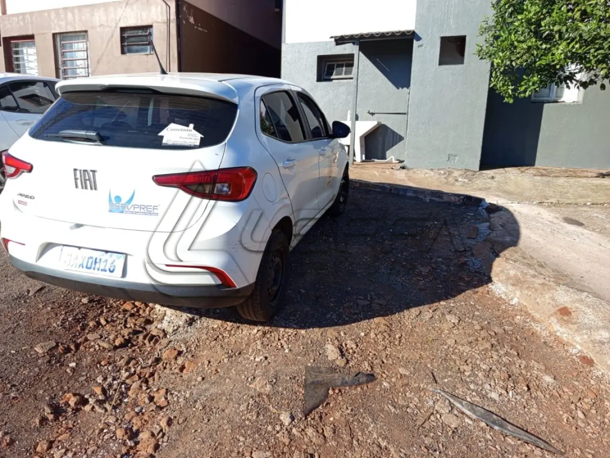 LOTE 002 - VEÍCULO FIAT ARGO BRANCO 21/22
