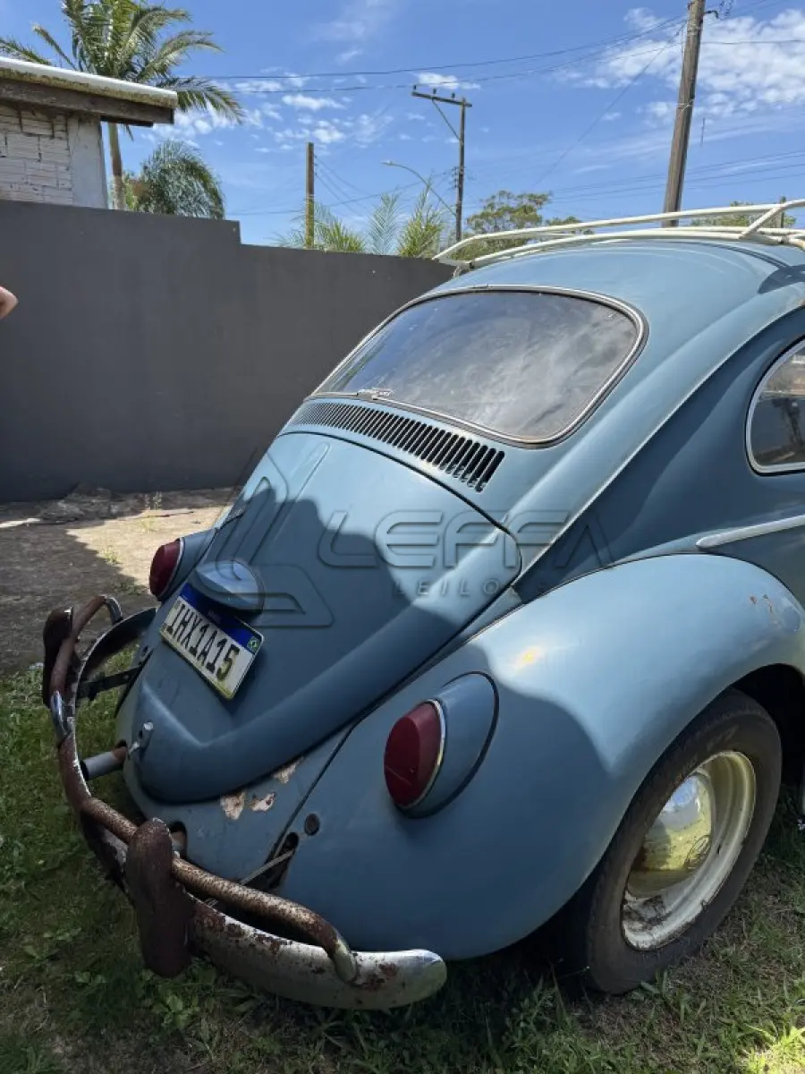 LOTE 001 - UM VEÍCULO VW/FUSCA 1300, COR AZUL, PLACAS IHX1A15, ANO/MODELO 1967/1967, RENAVAM  583866727