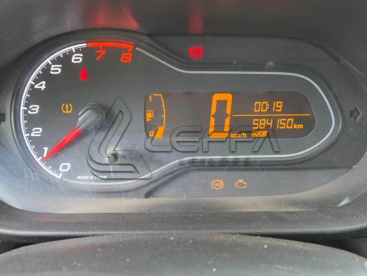 LOTE 006 - UM VEÍCULO GM ONIX 1.0 MT JOYE ANO E MODELO 2017, PLACAS IXT0B13