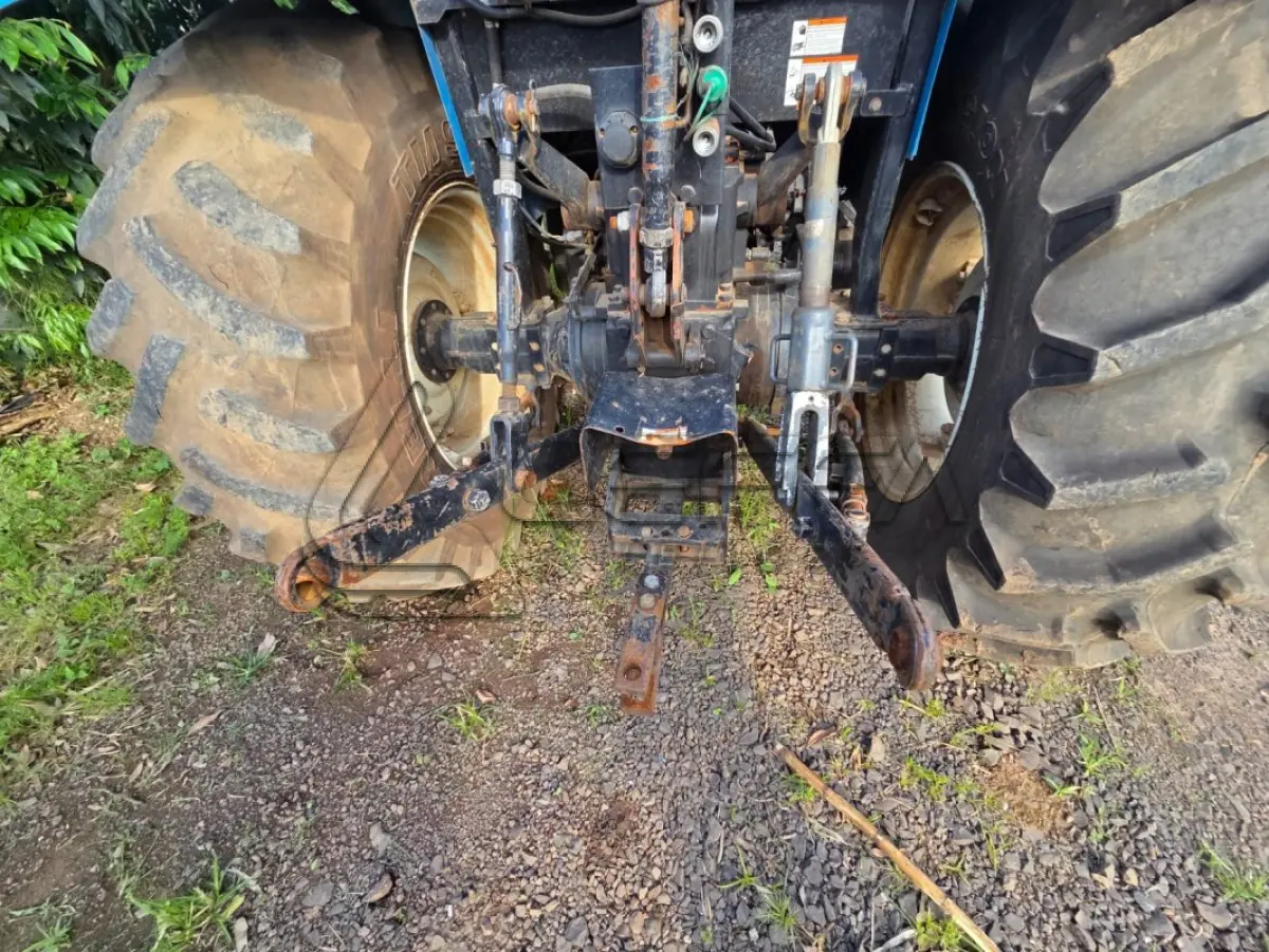 LOTE 005 - UM TRATOR LS U 80 ANO E MODELO 2020