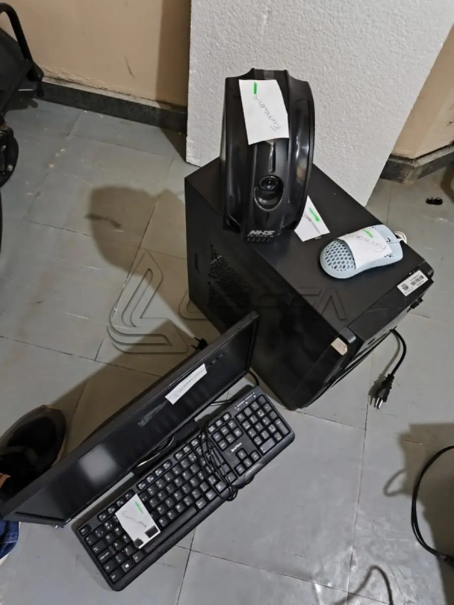 LOTE 009 - SUCATAS DE ELETRÔNICOS E INFORMATICA