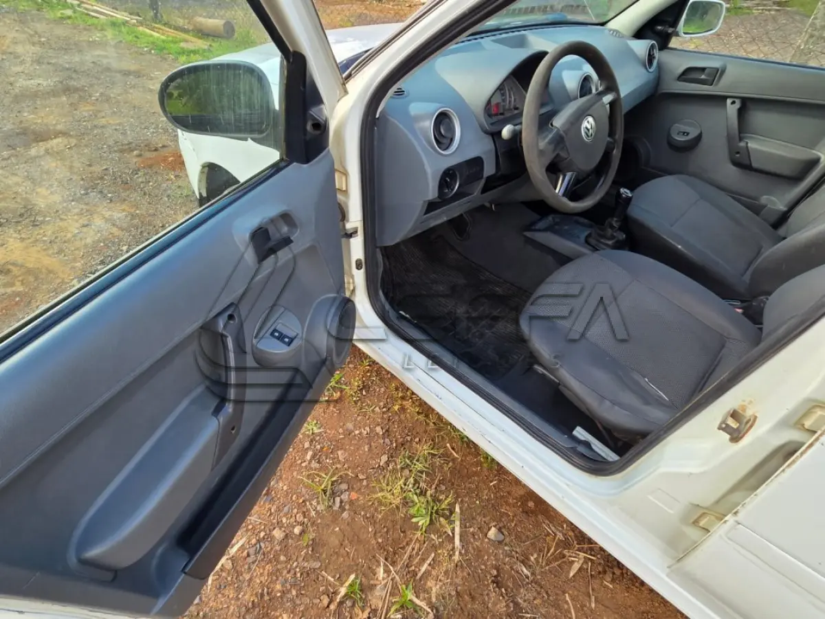 LOTE 001 - UM VEÍCULO VW PARATI 1.6 ANO 2010 E MODELO 2011, PLACAS IRN-8H24