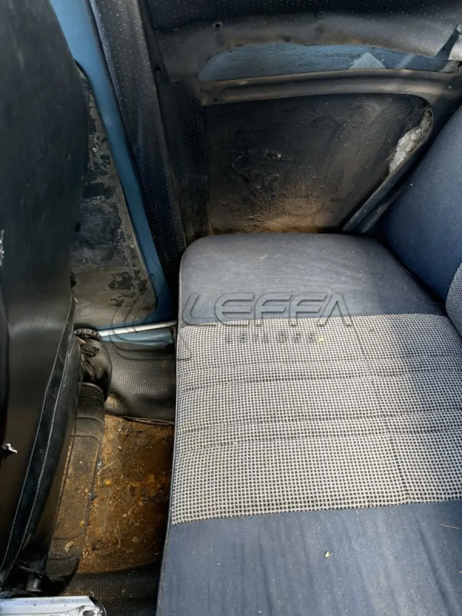 LOTE 001 - UM VEÍCULO VW/FUSCA 1300, COR AZUL, PLACAS IHX1A15, ANO/MODELO 1967/1967, RENAVAM  583866727
