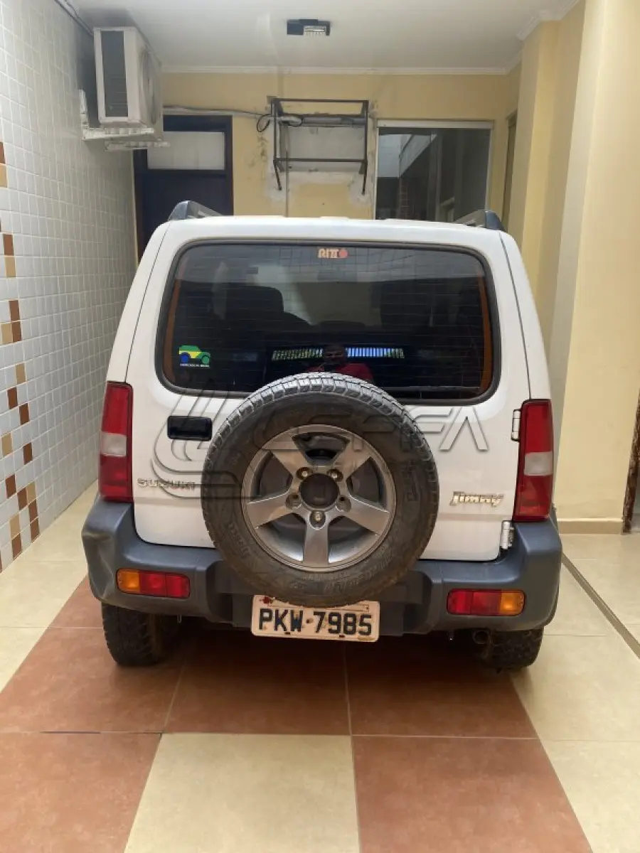 LOTE 033 - SUZUKI/JIMNY 4 ALL – PKW-7985
