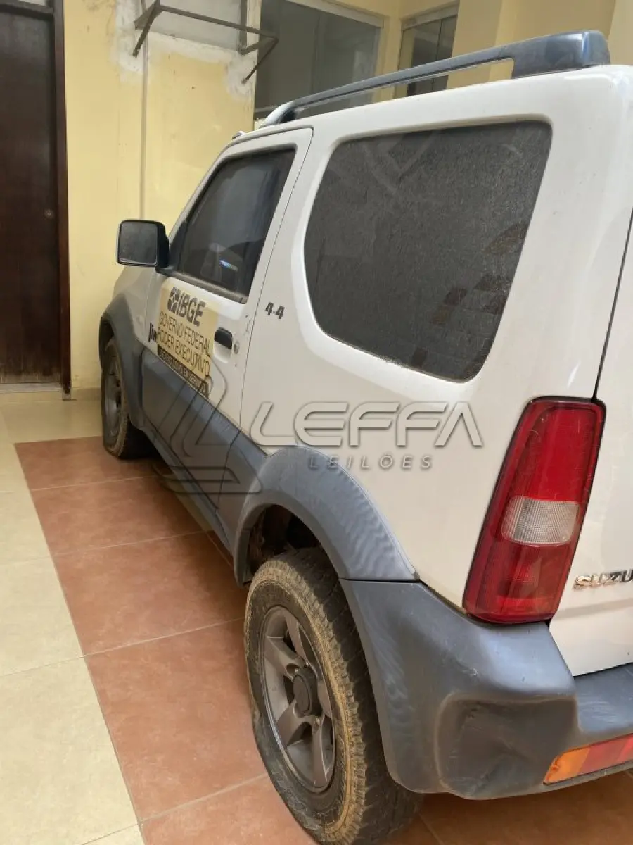 LOTE 033 - SUZUKI/JIMNY 4 ALL – PKW-7985