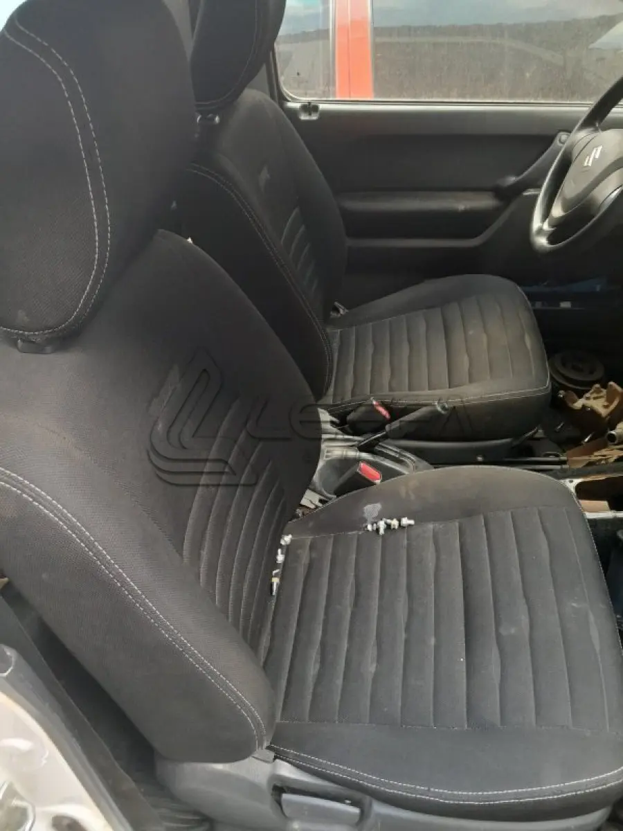 LOTE 045 - SUZUKI/JIMNY 4 ALL – PKS-8189