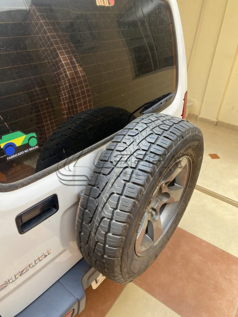 LOTE 033 - SUZUKI/JIMNY 4 ALL – PKW-7985