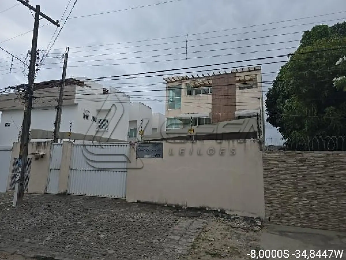 LOTE 171 - Casa / ESTADO: PE / CIDADE: OLINDA / Cj Res Danielle Lacerda