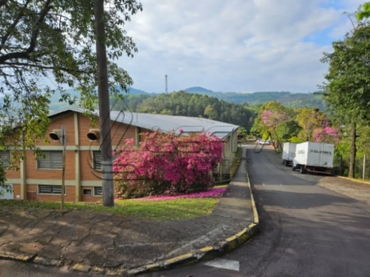 LOTE 001 - UM COMPLEXO INDUSTRIAL, EDIFICADO SOBRE UM TERRENO COM ÁREA TOTAL DE 52.071,98 M², LOCALIZADO NA RS-239, Nº 5.966, NO MUNICÍPIO DE CAMPO BOM/RS, EM REGIÃO DE FÁCIL ACESSO E COM RELEVANTE POTENCIAL LOGÍSTICO E INDUSTRIAL.