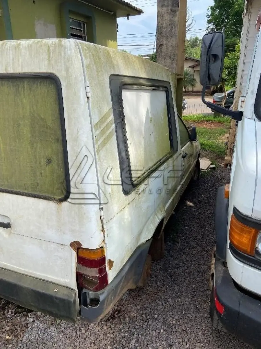 LOTE 057 - Veículo; Marca: Fiat; Modelo: Fiorino; Número de Chassi: 9BD25504538728467; Ano de Fabricação: 2003; Placa: ILI-3473